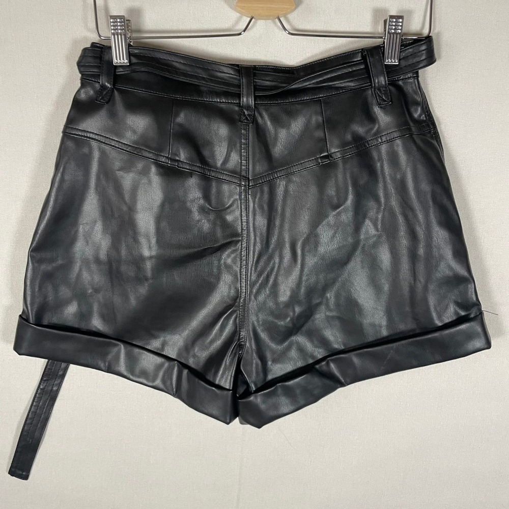 BLANKNYC Faux Leather Paperbag Waist‎ Shorts Black Belted Cuffed - Size 28 - Picture 3 of 10